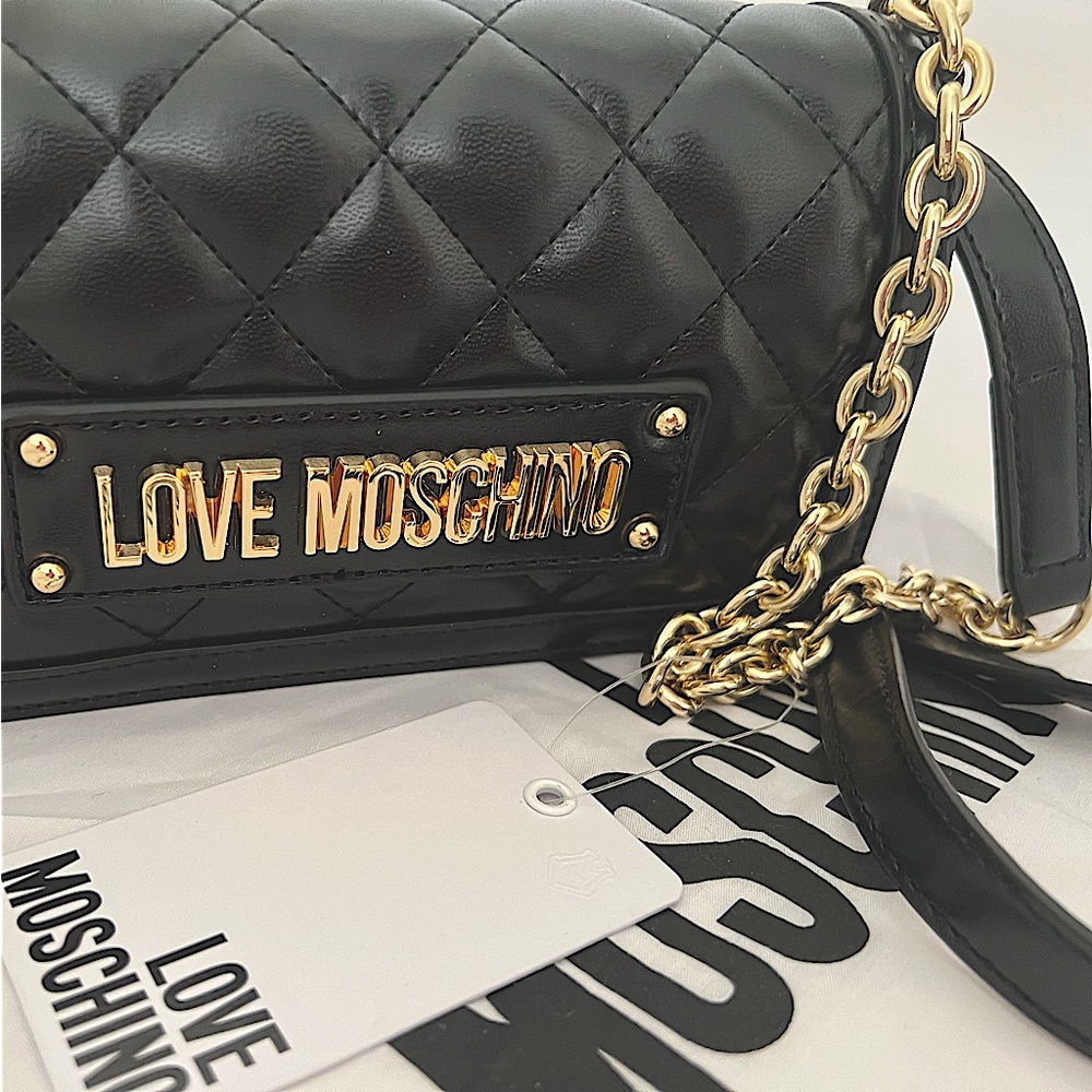 logo-lettering quilted bag.
